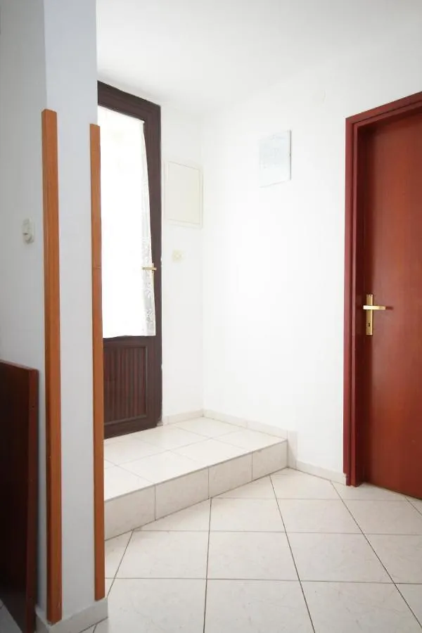Apartment Mali Losinj 8090C 0*,  クロアチア